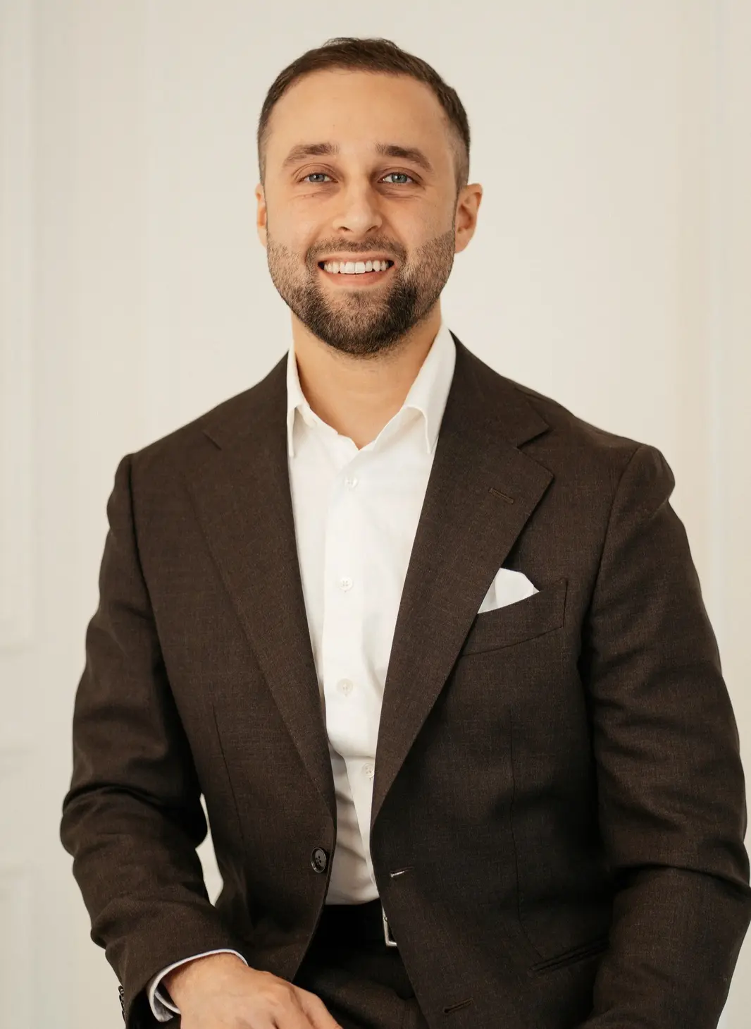 Immobilienmakler Aaron Mathur